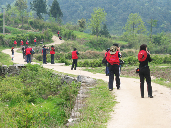 商城、大别山欢乐行