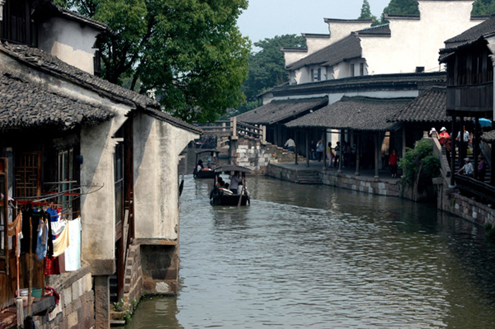 走近乌镇