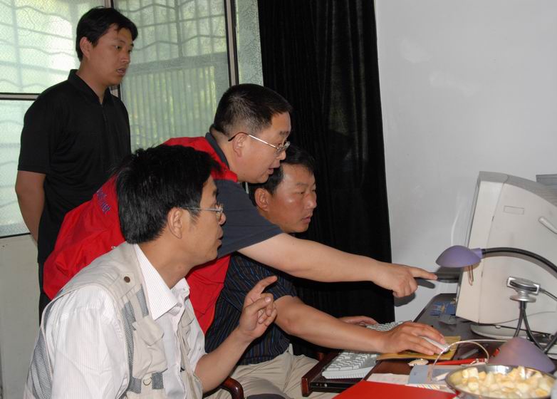 展版图片及版面制作运筹帷幄