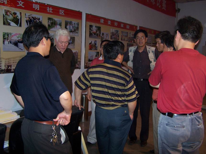 展版图片及版面制作运筹帷幄