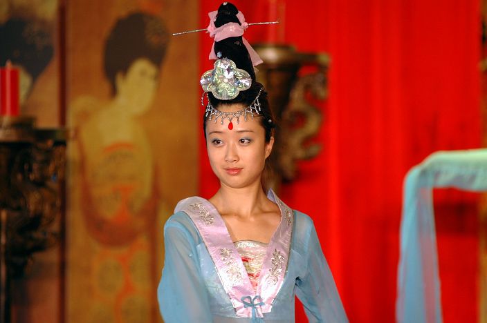 美女如云。。。。。。