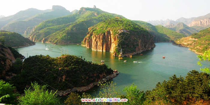 湖光山色