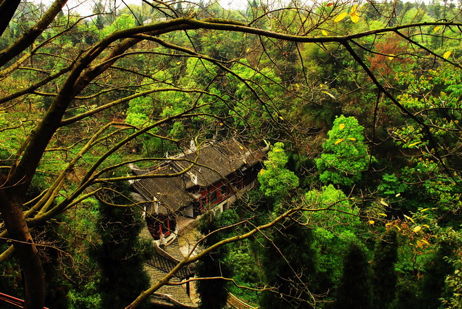 山沟里的寺院