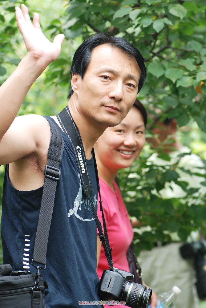 俱乐部的俊男美女们