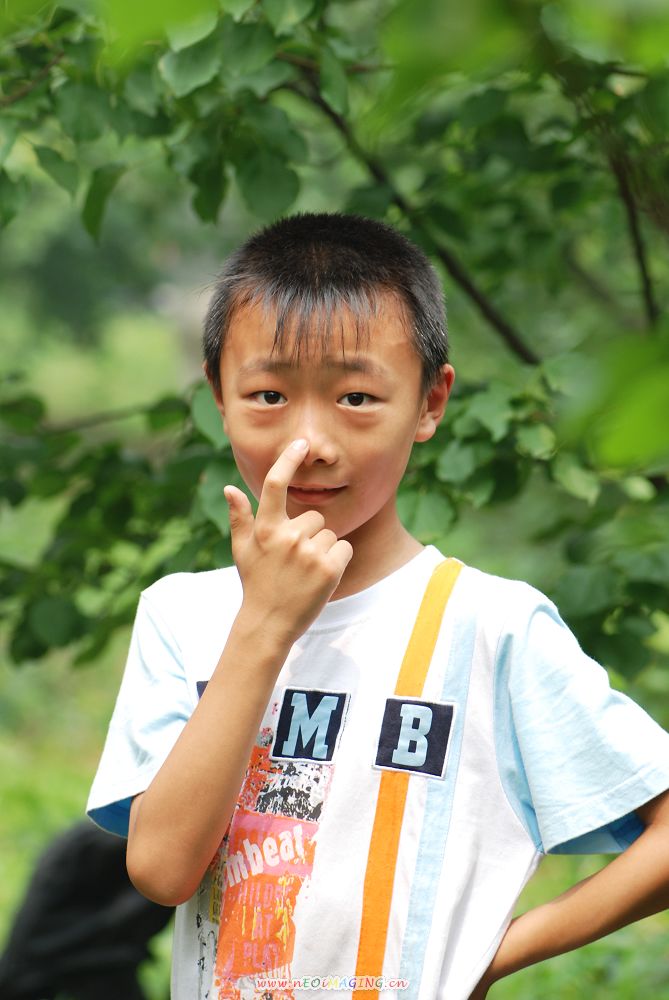 俱乐部的俊男美女们