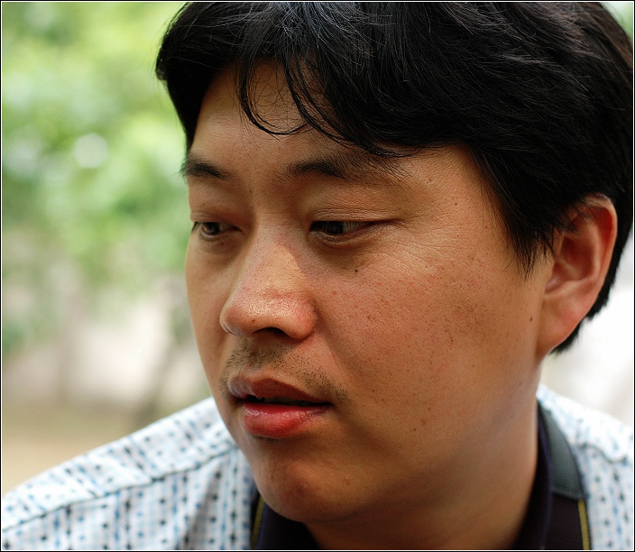 俱乐部的俊男美女们