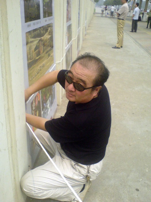 527活动展板6.12－6.18继续在中原油田总部展出