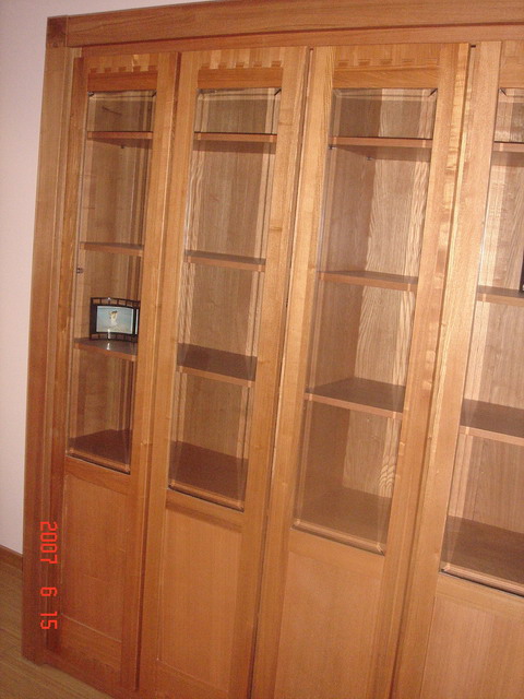 露一小手