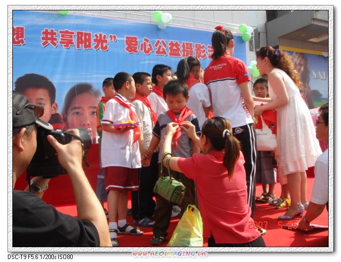 难道这也是在做秀???????????