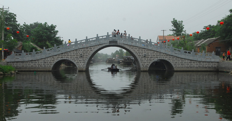水镇悠悠