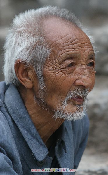 山村老人