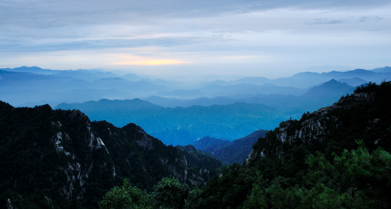 盛夏白云山