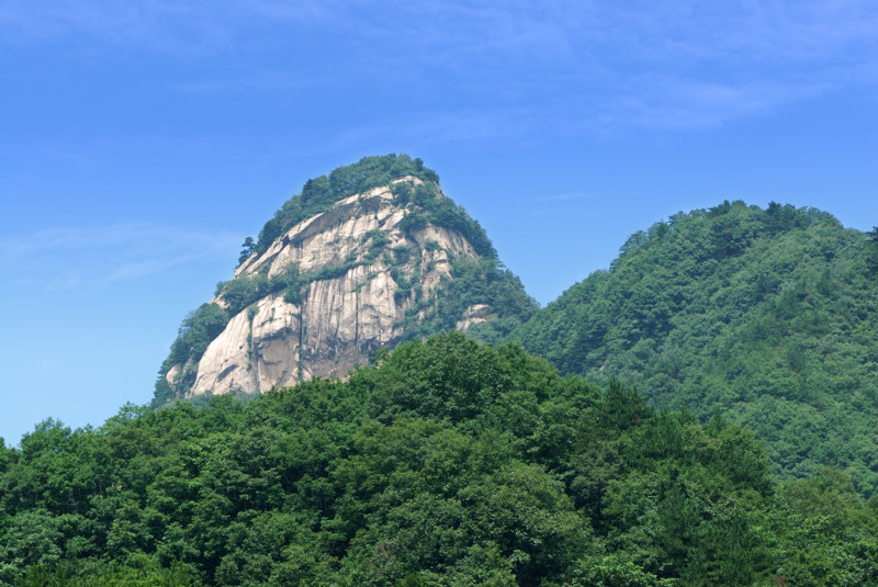 盛夏白云山