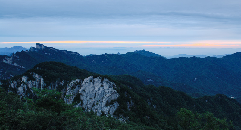 盛夏白云山