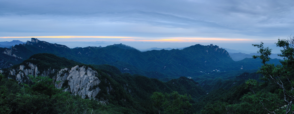 盛夏白云山