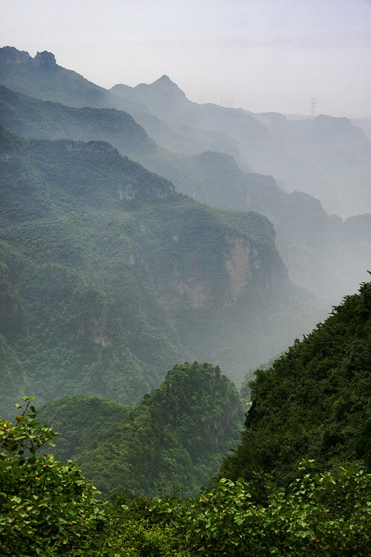 青龙峡组图之一——山