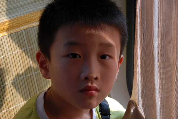 小帅哥
