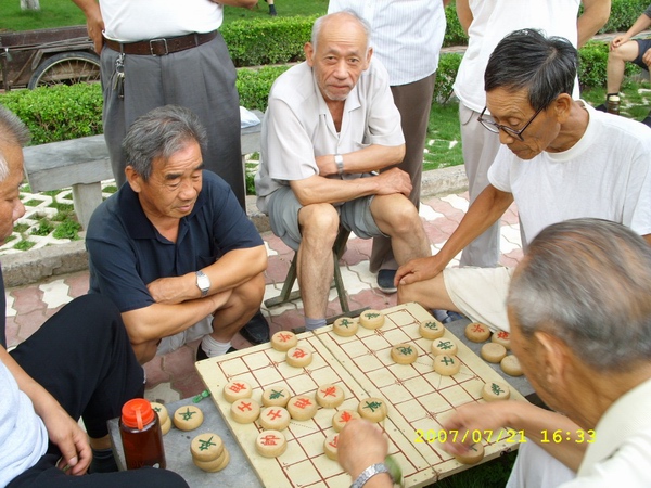 除了250K 的尺寸要求，刊发的图片标准是啥？