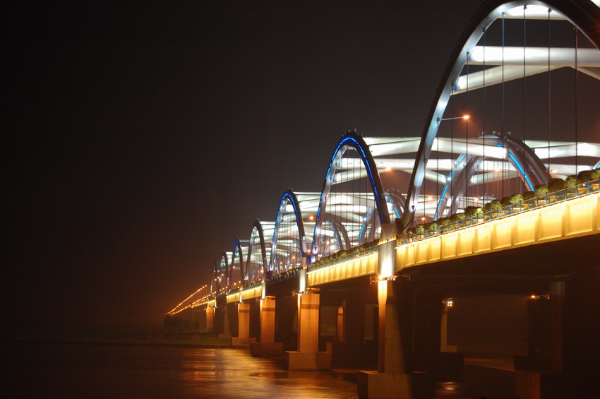 黄河公路大桥之夜