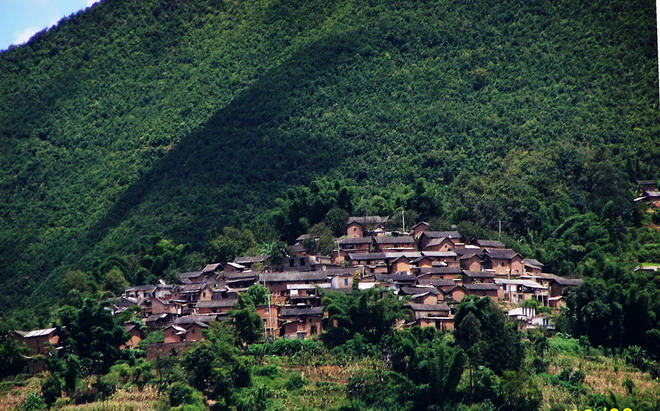 藏在大山里的部落