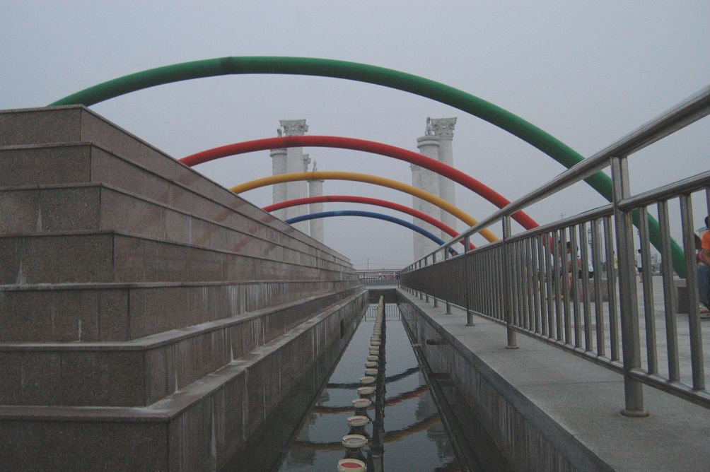 走进大港 看望寒江