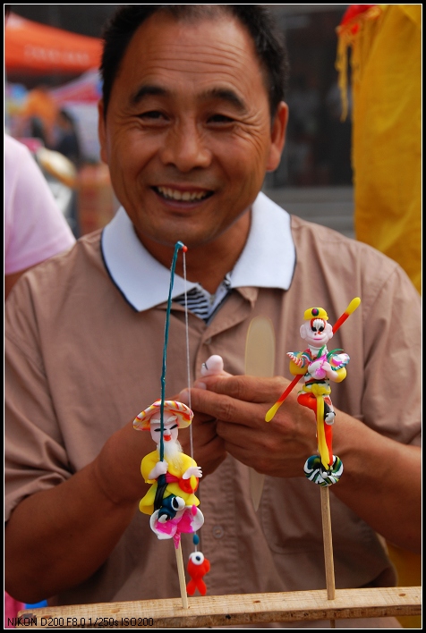 捏面人的手艺人