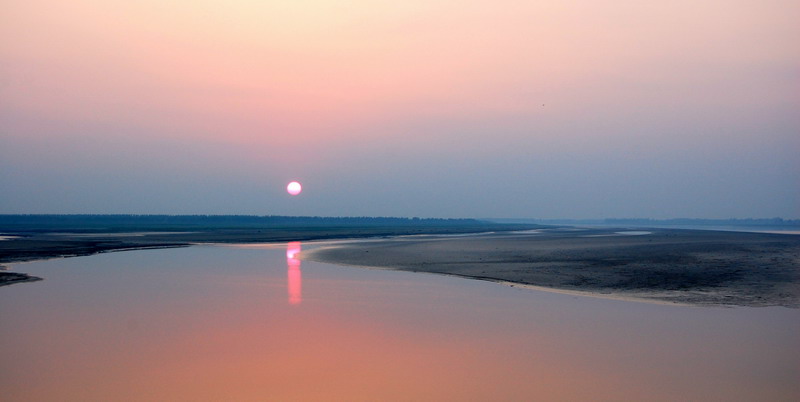 黄河边上看夕阳