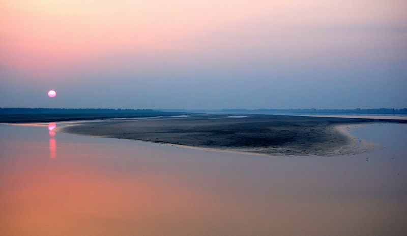 黄河边上看夕阳