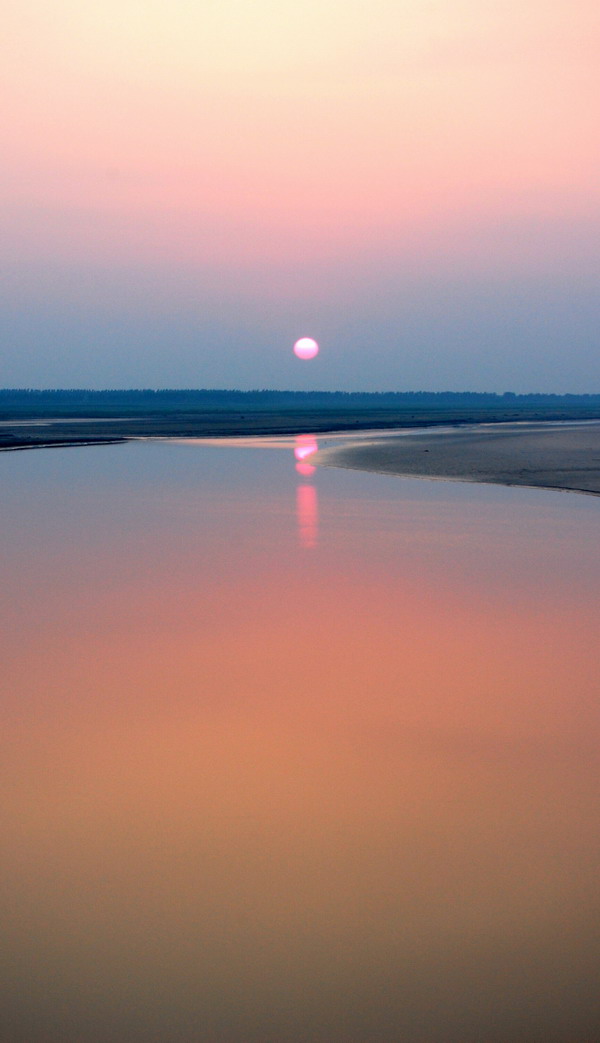 黄河边上看夕阳