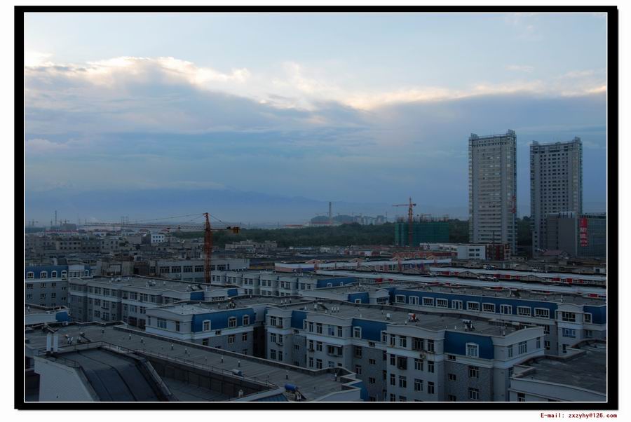 乌鲁木齐市的清晨