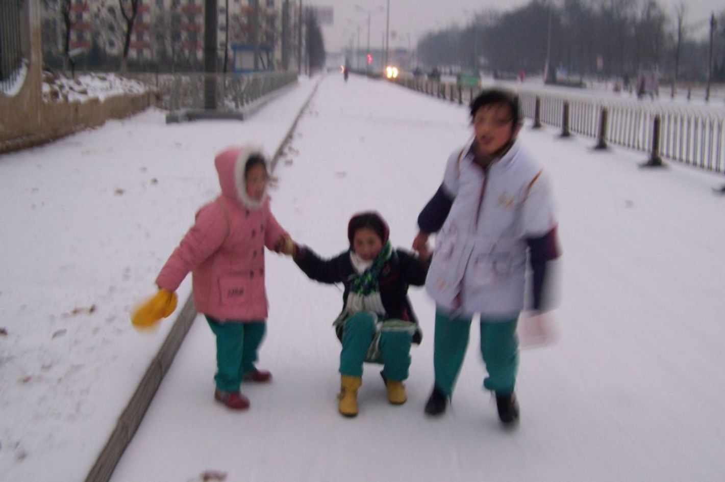 [求助]我拍的人物为啥昏