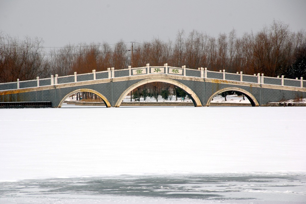 濮上雪景