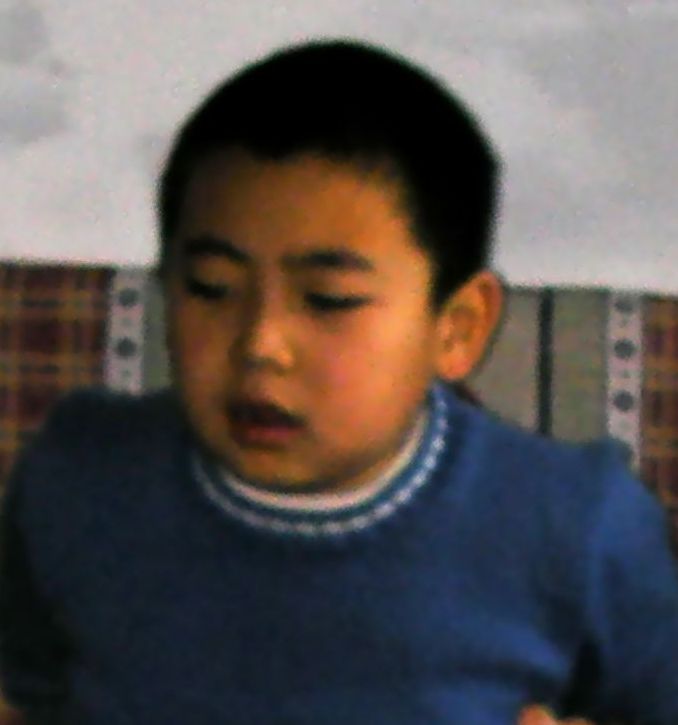 他叫“丑蛋子”