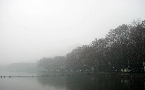 烟雨蒙蒙看西湖
