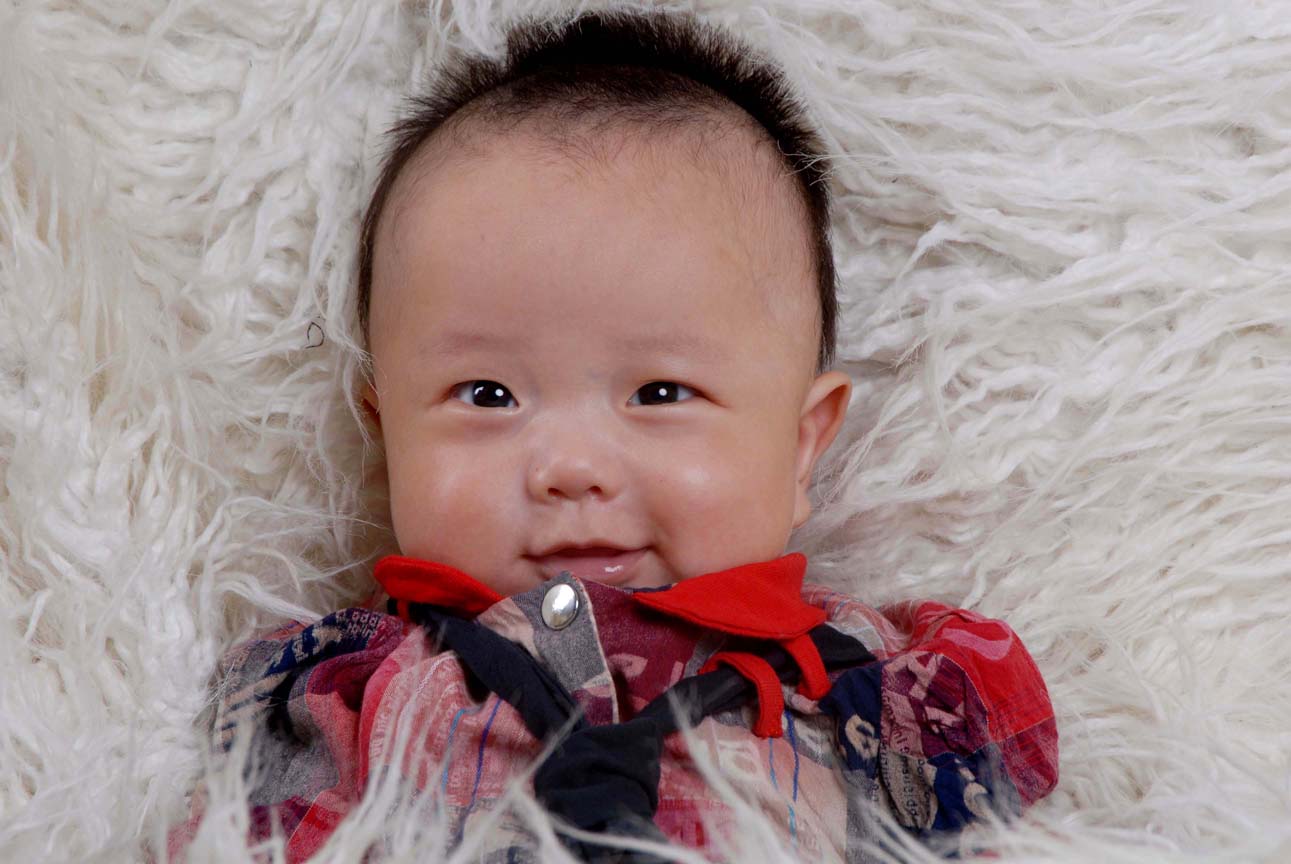 "新年盛装小鬼秀“模特评选活动