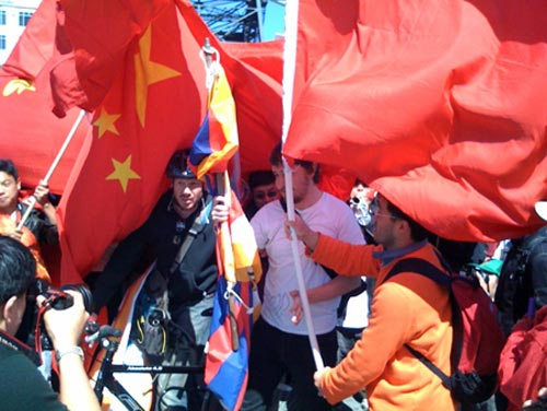 圣火保卫战