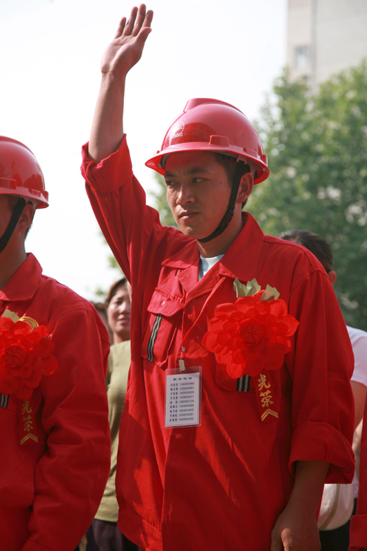 为油田供水的九壮士送行---一路平安！！