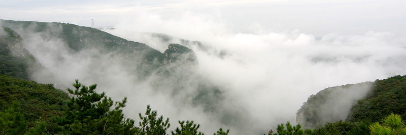 青龙峡云雾