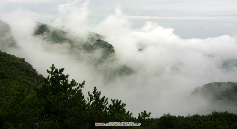 青龙峡云雾