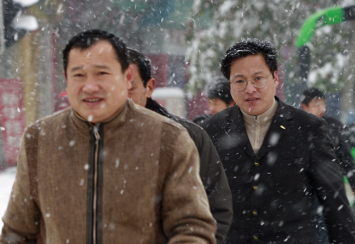 雪中街头小片一组