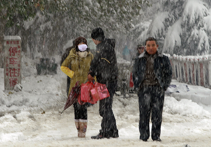 雪中街头小片一组