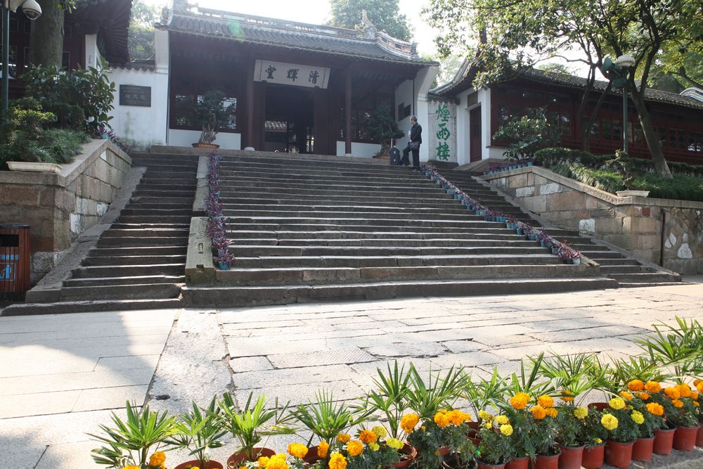 中共“一大”会址：南湖