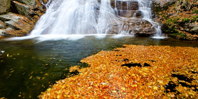 去年的光雾山黑熊沟-水大呀！！！！！！