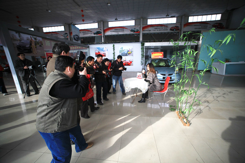 比亚迪展厅拍摄花絮