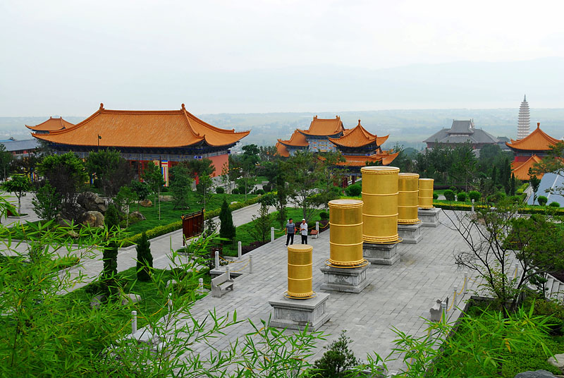 大理崇圣寺三塔