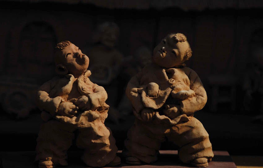 [原创]浚县庙会上的民间小泥塑