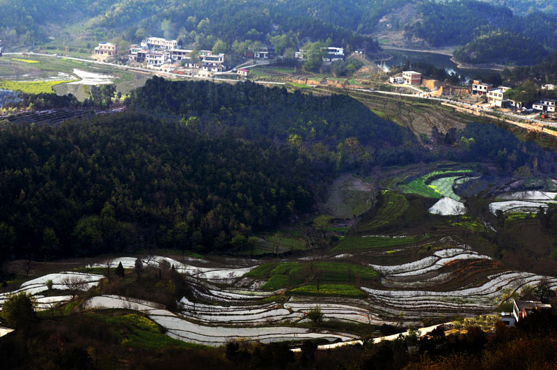 快乐山村
