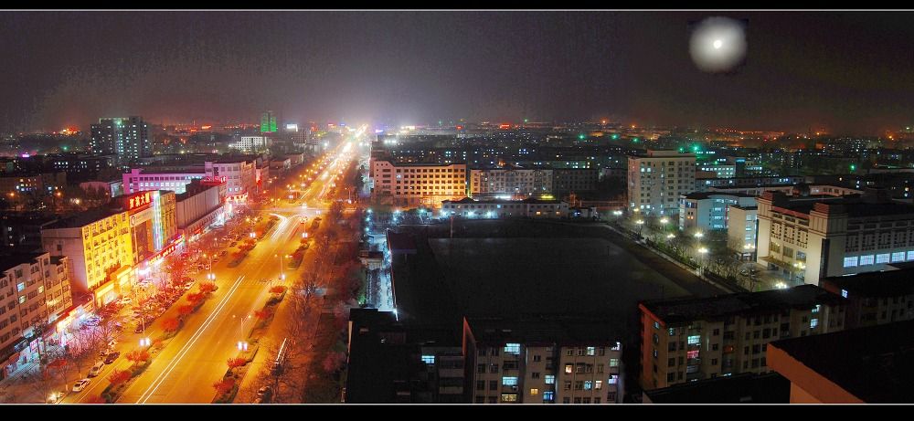 龙城夜景两张