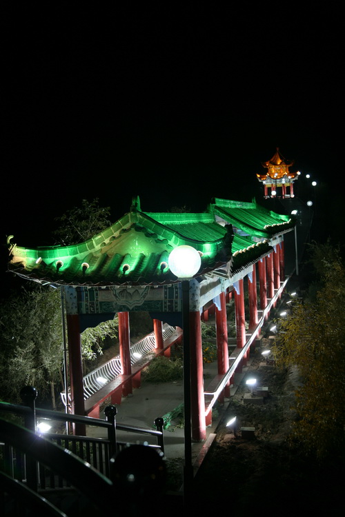 夜色库尔勒