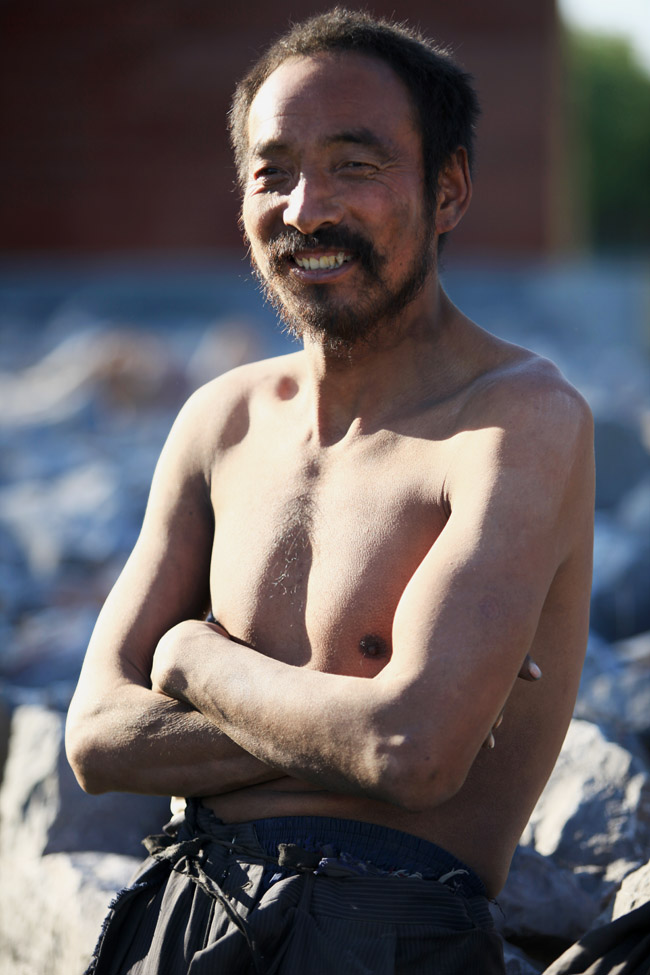 黄河汉子